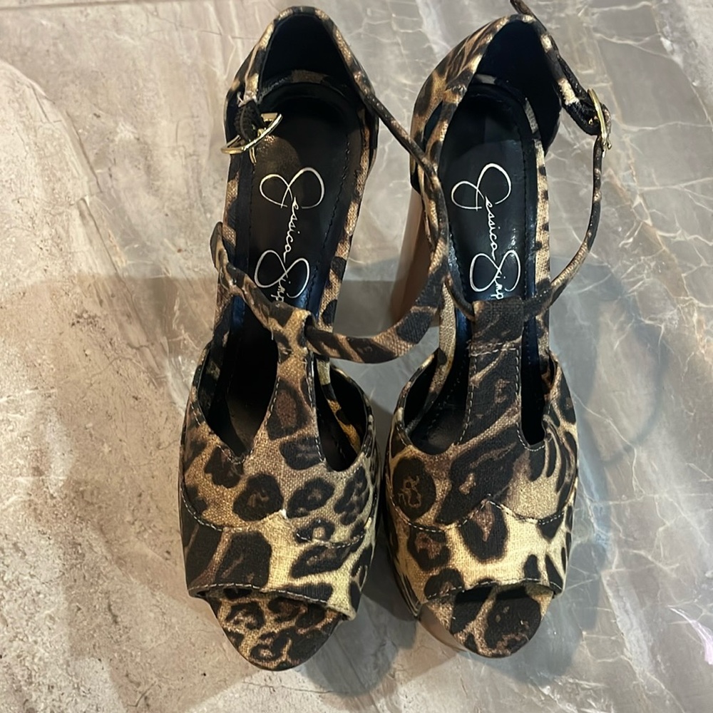Jessica Simpson Leopard Print Platform Dany Heels 6